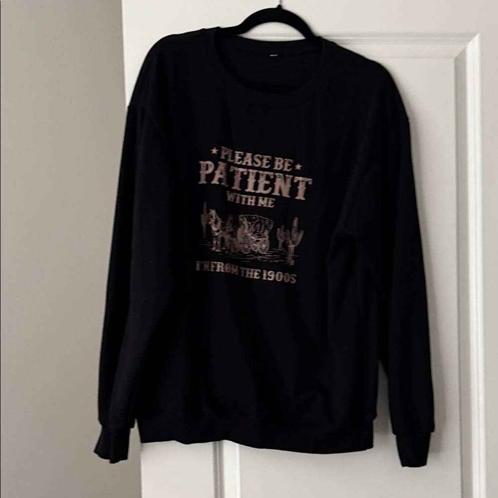 Black Graphic Women's Sweatshirt